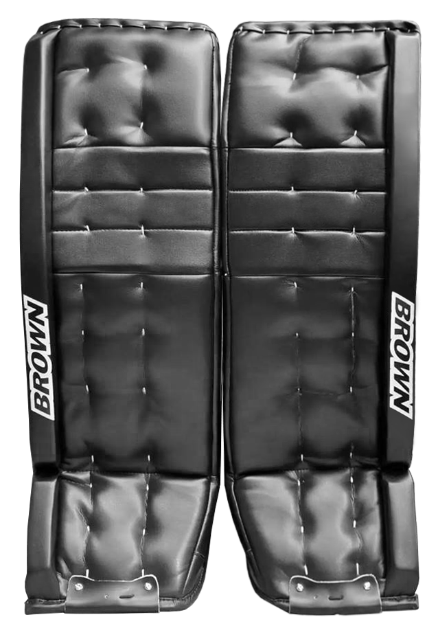 All black 2200 leg pad with no breaks