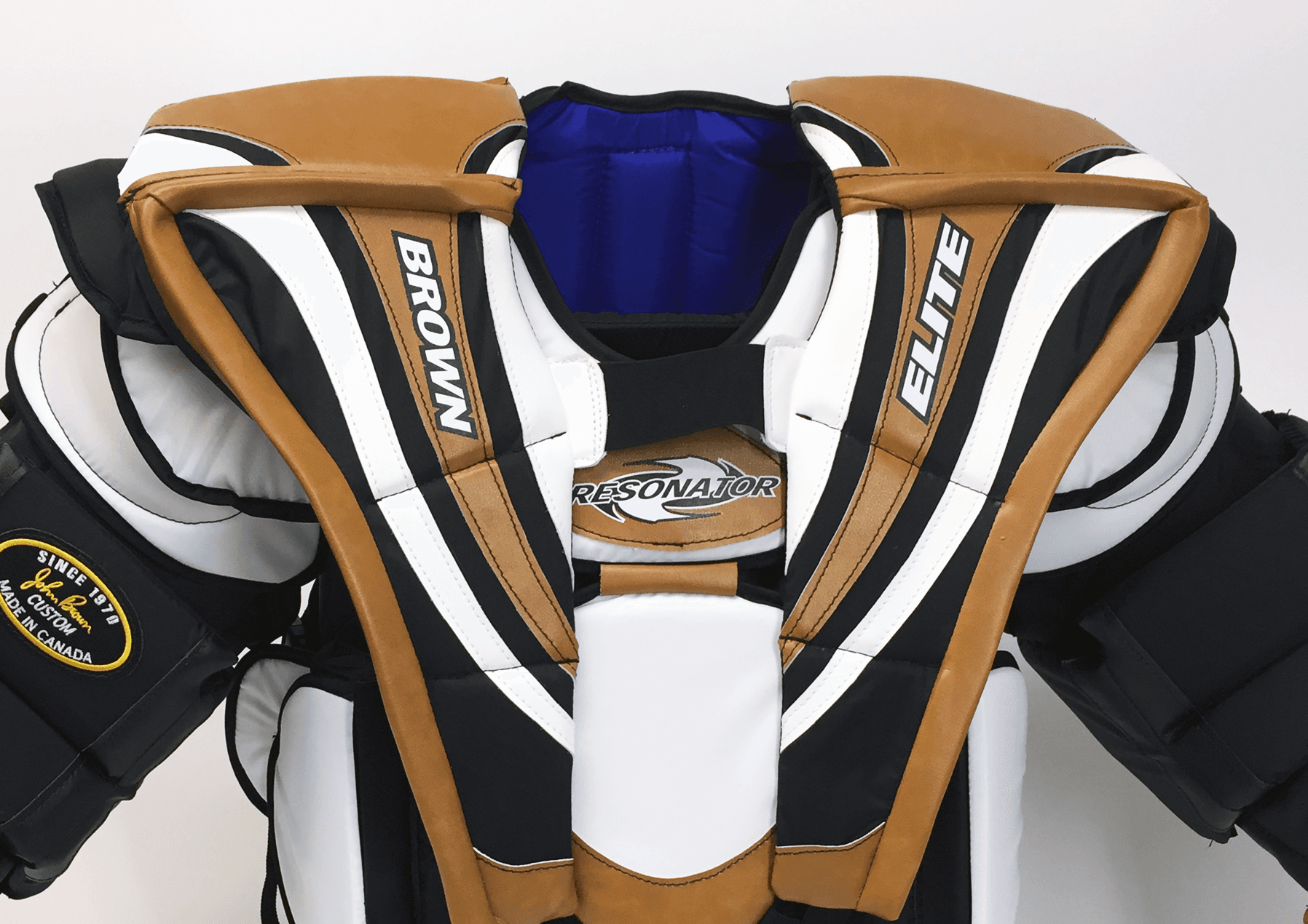 Elastic joining shoulder wings