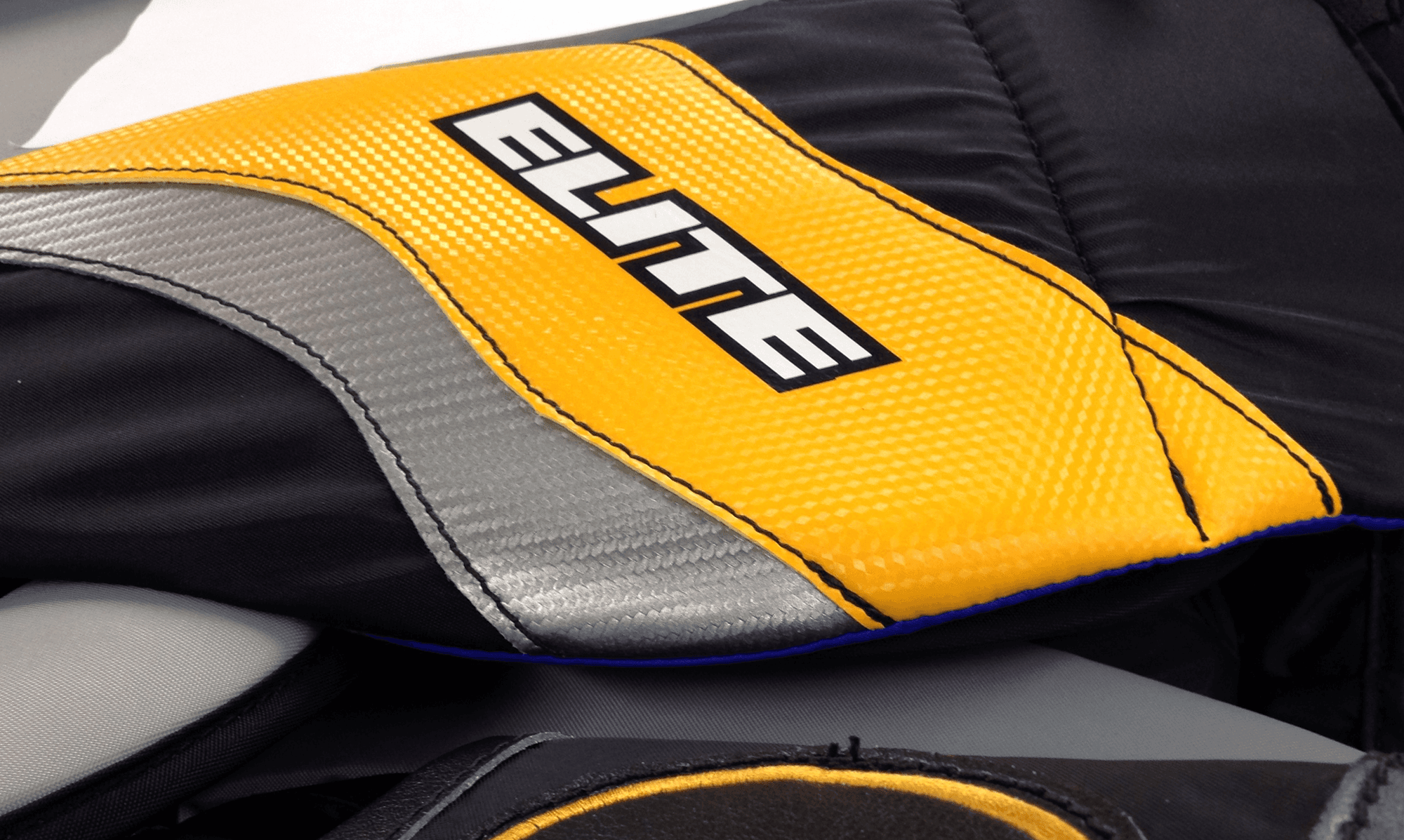 Close up of elite logo