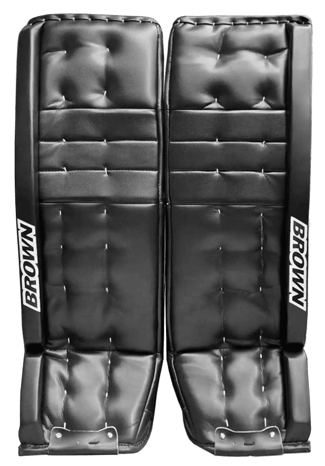 All black 2200 leg pad with no breaks