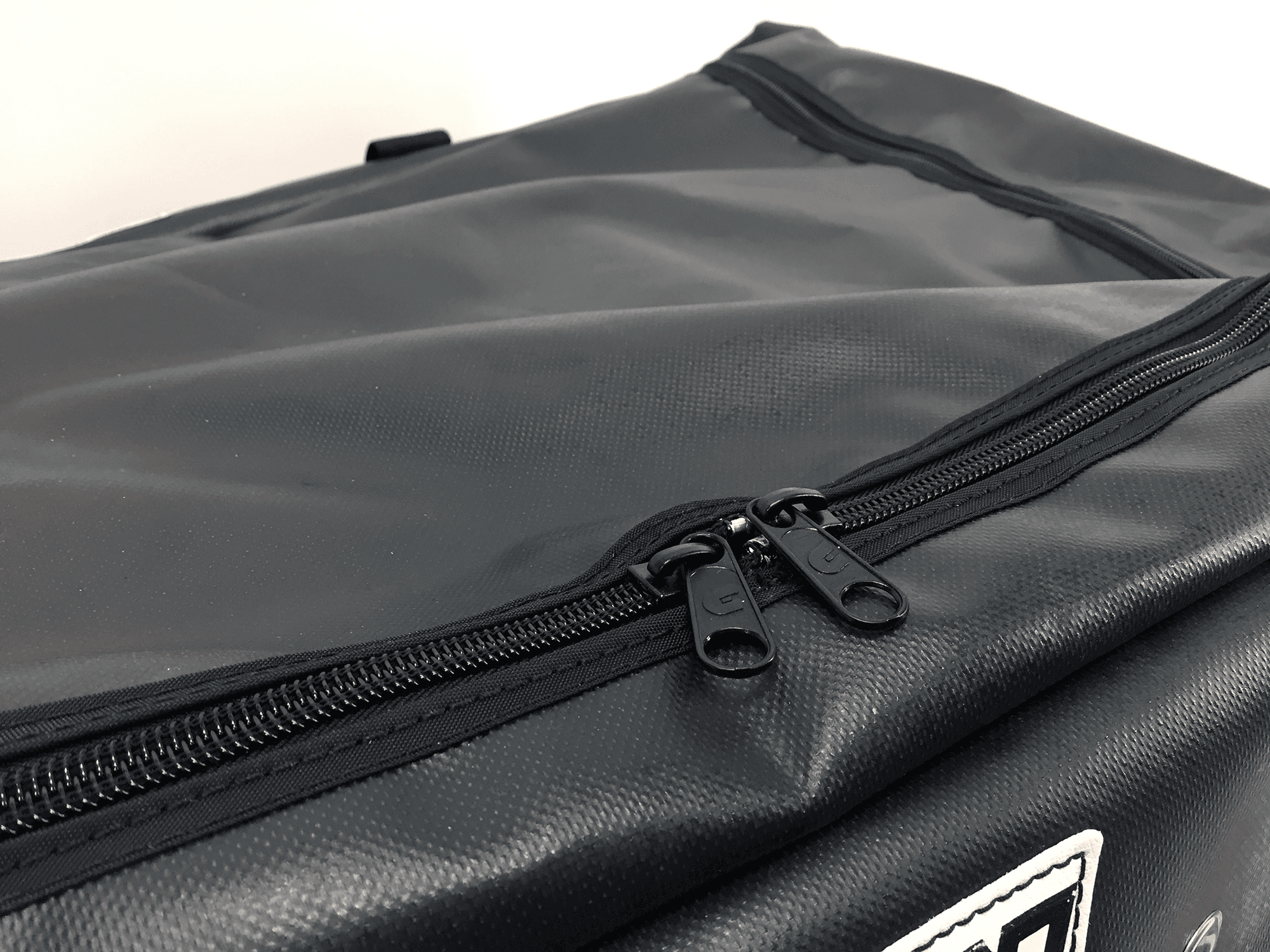 Double heavy duty zippers