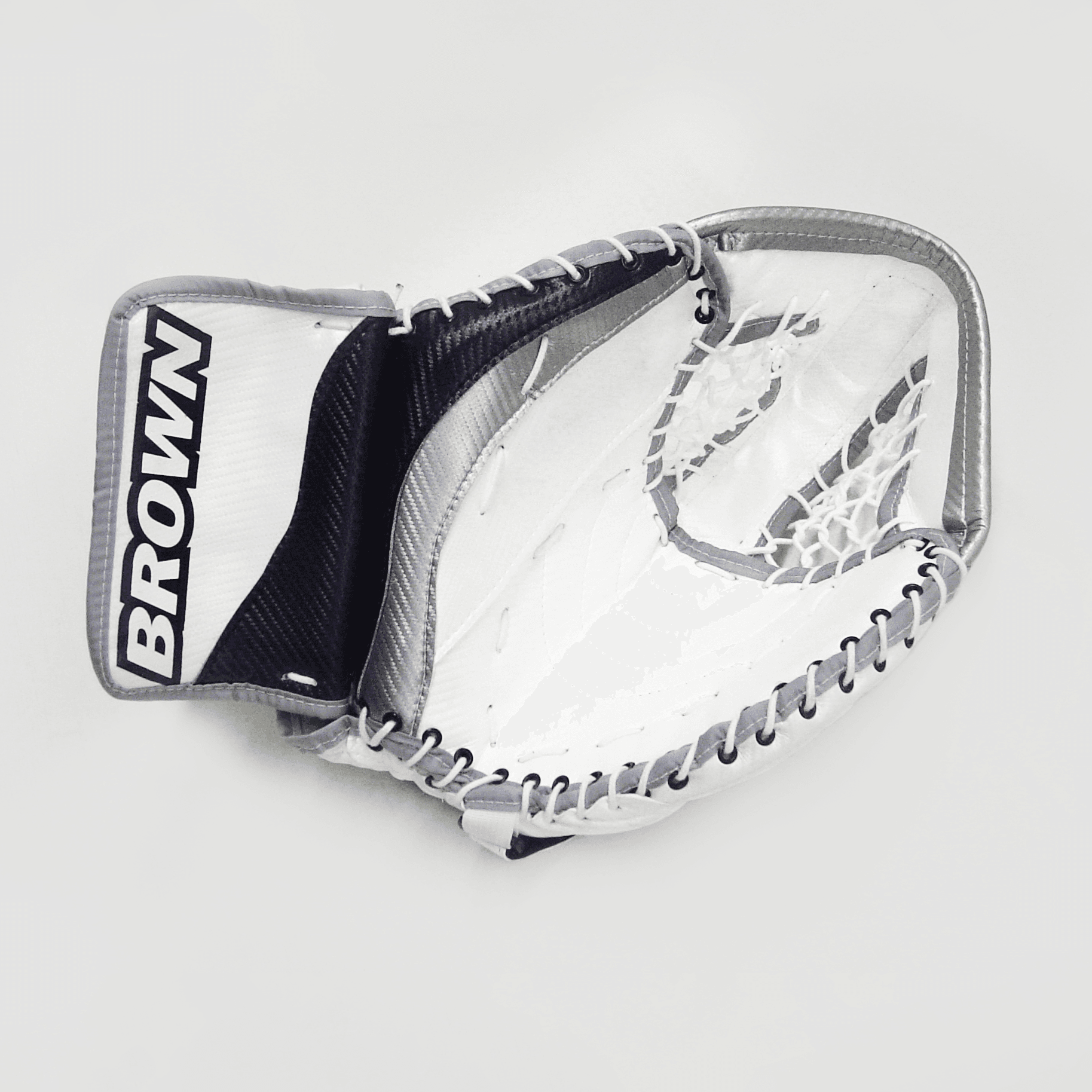 Front of senior 2200 catch glove