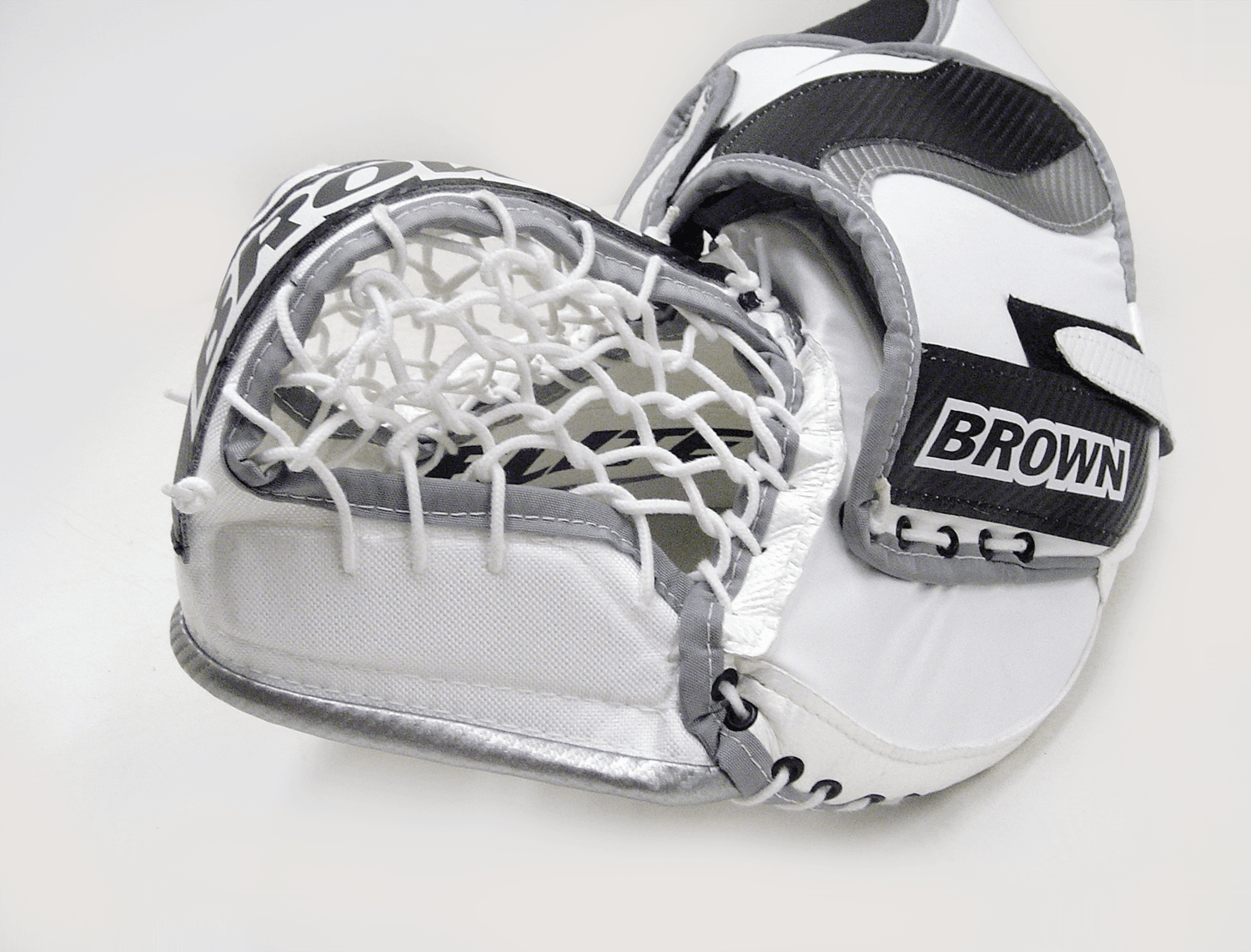 Pocket finger side of 2200 catch glove