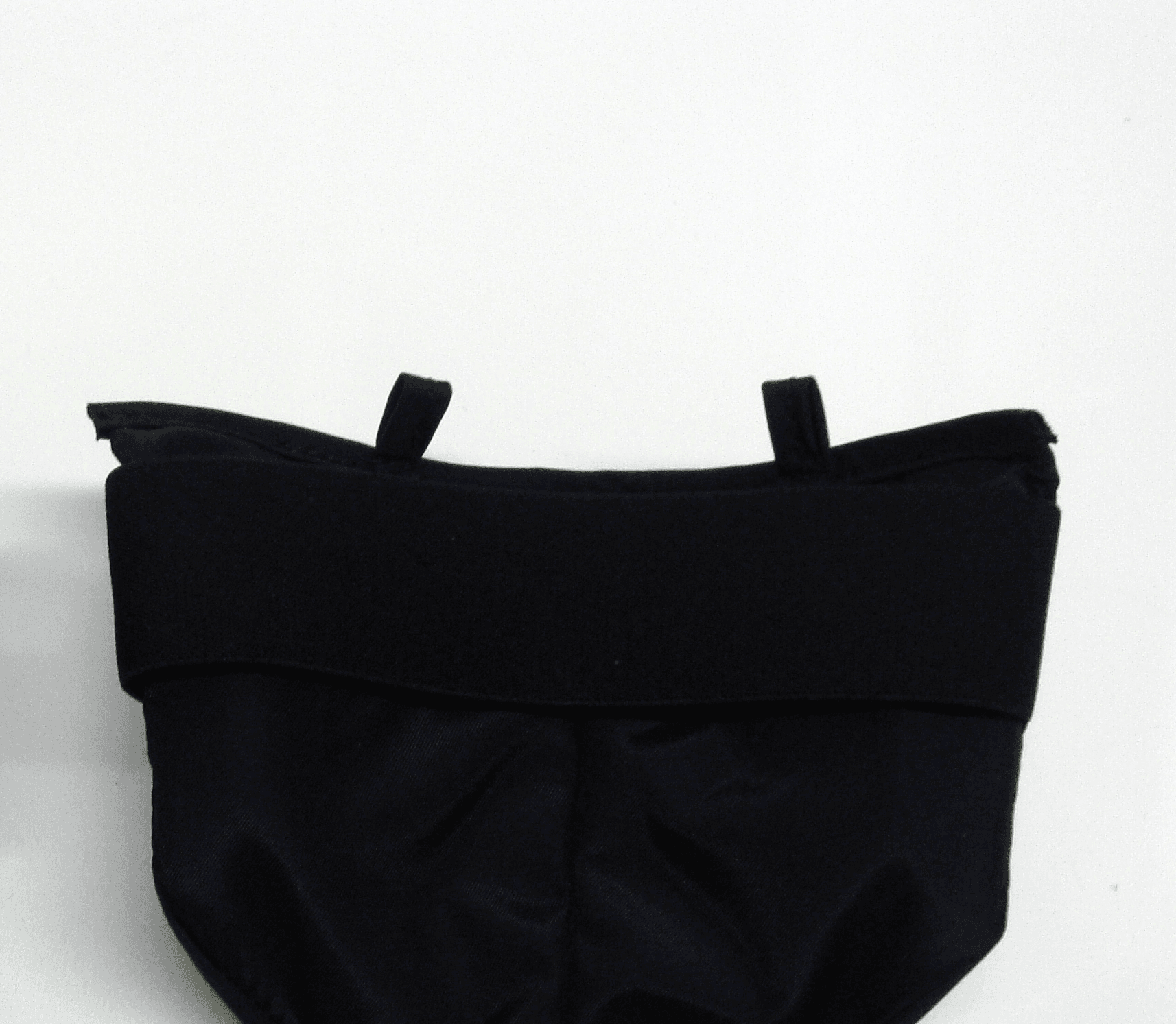 Garter loops on top of knee pad