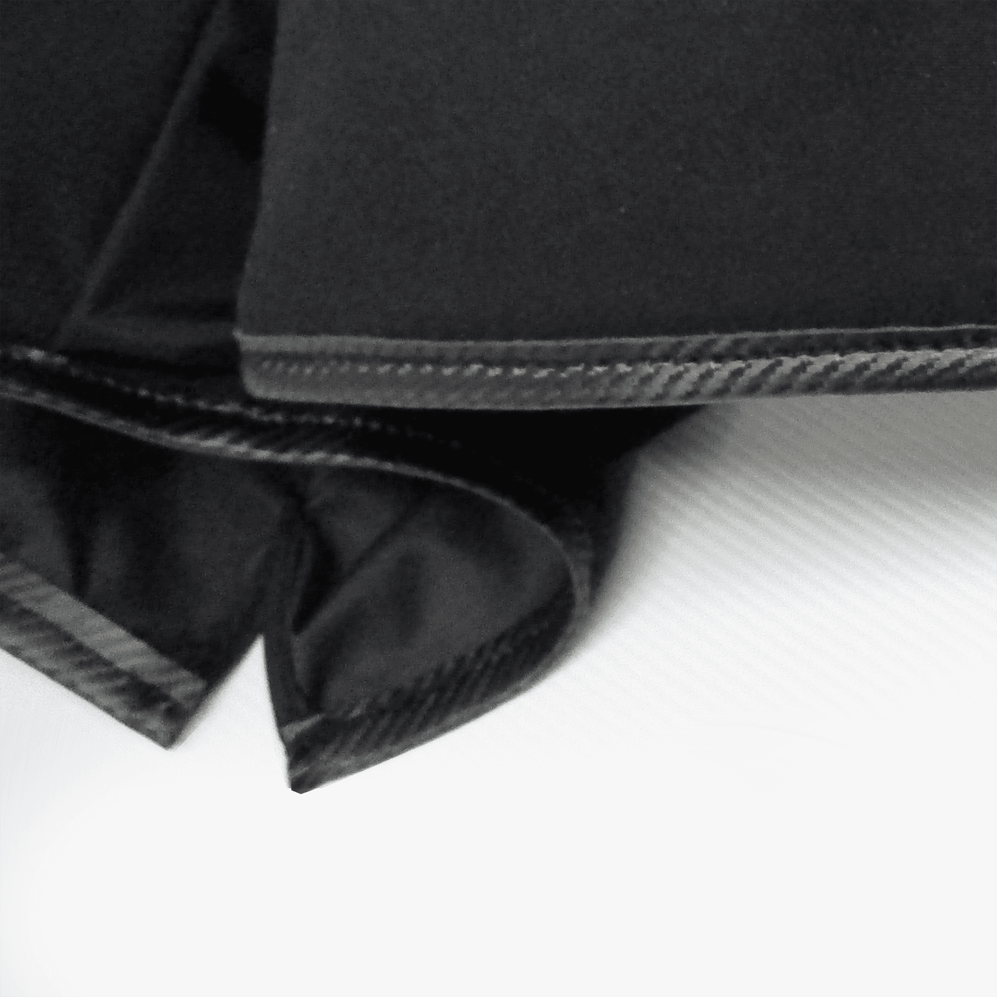 Standard rear pant cutout
